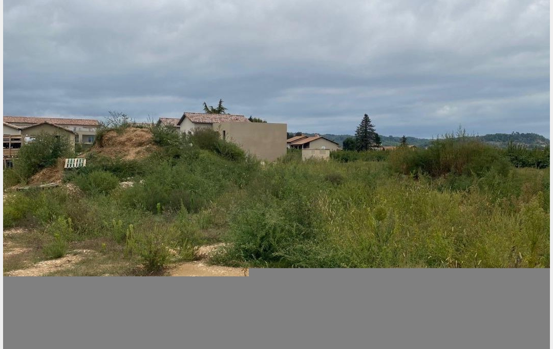 DROME ARDECHE IMMOBILIER : Ground | GRANGES-LES-BEAUMONT (26600) | 600 m2 | 114 990 € 