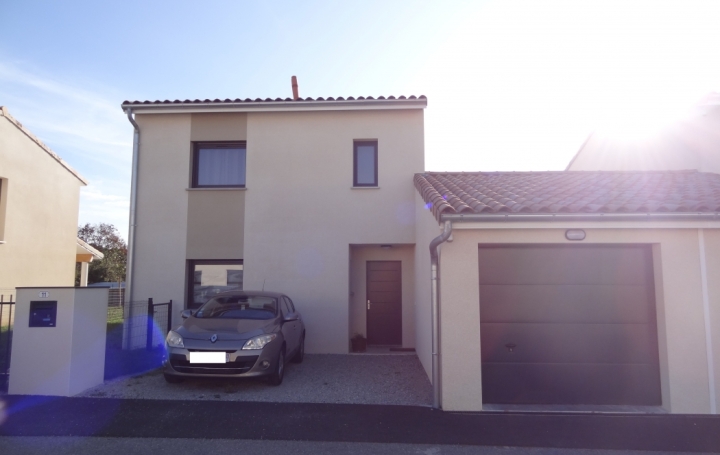  DROME ARDECHE IMMOBILIER House | BEAUMONT-LES-VALENCE (26760) | 95 m2 | 919 € 